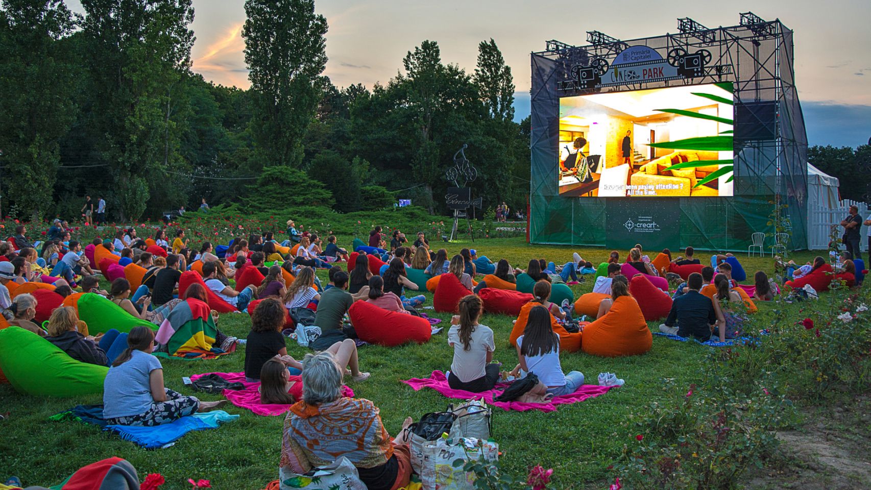 En este momento estás viendo Dónde disfrutar del cine al aire libre este verano en la provincia de Pontevedra